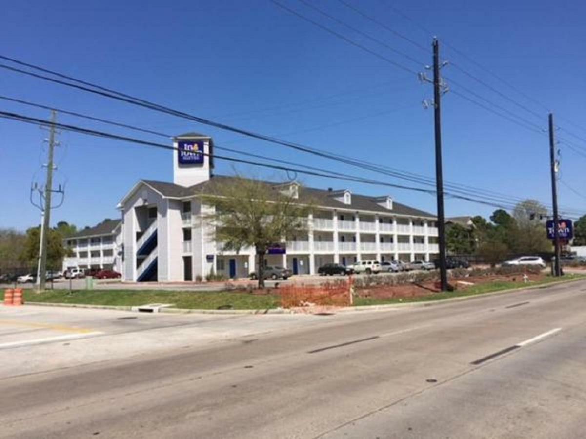 Intown Suites Extended Stay Houston Tx - Stuebner Airline Rd Louetta المظهر الخارجي الصورة